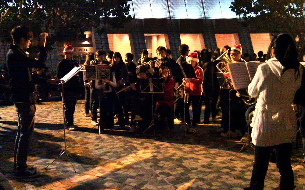 聖誕尖東唱聖詩