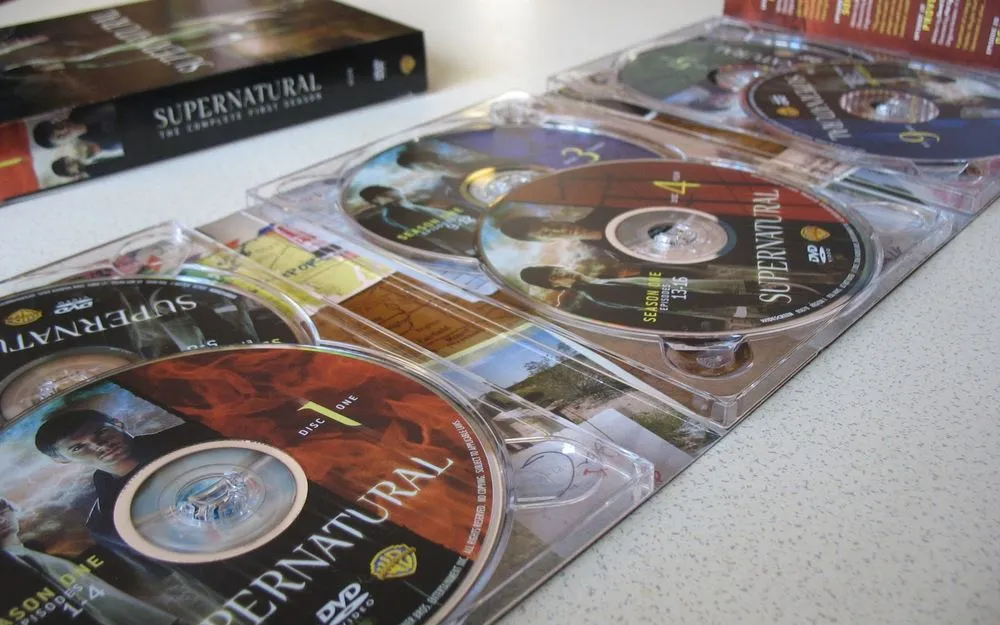 Supernatural season 1 DVD