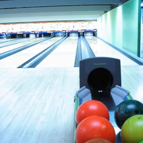 保齡球場